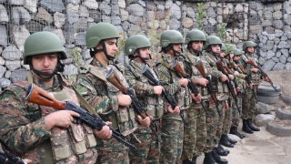 Քննչական կոմիտեի նախագահ Արթուր Պողոսյանը ՀՀ պաշտպանության նախարար Սուրեն Պապիկյանի հետ այցելել է հանրապետության հարավարևելյան սահմանագոտի